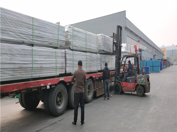 �¼��µ糧Χ��