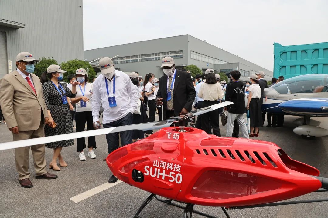 非洲驻华使节走访优游国际智能