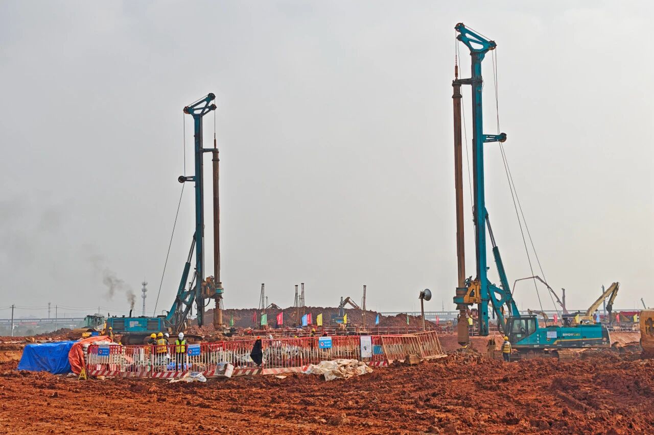 刷新“进度条”、构筑新地标！优游国际智能旋挖集群助力长沙奥体中心建设