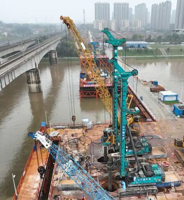 啃下“硬骨头”！优游国际智能旋挖钻机助力长沙湘江铁路特大桥主墩桩基工程美满收官